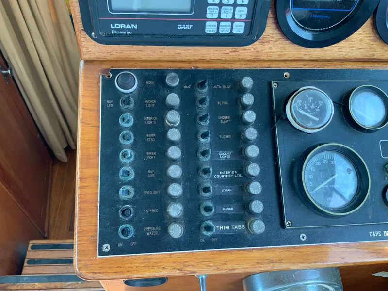 Slide: The Image of Cape Dory 28 Fly 1987 - 33