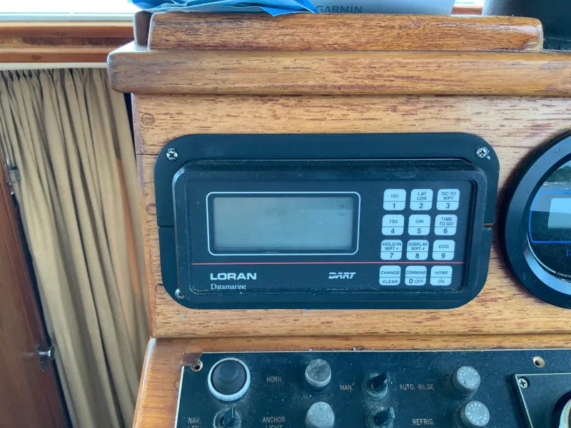 Slide: The Image of Cape Dory 28 Fly 1987 - 36