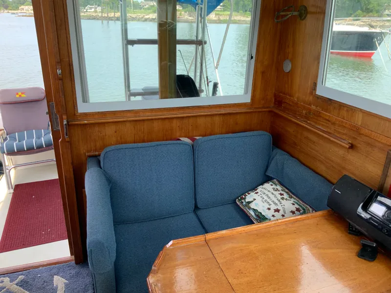 Slide: The Image of Cape Dory 28 Fly 1987 - 38