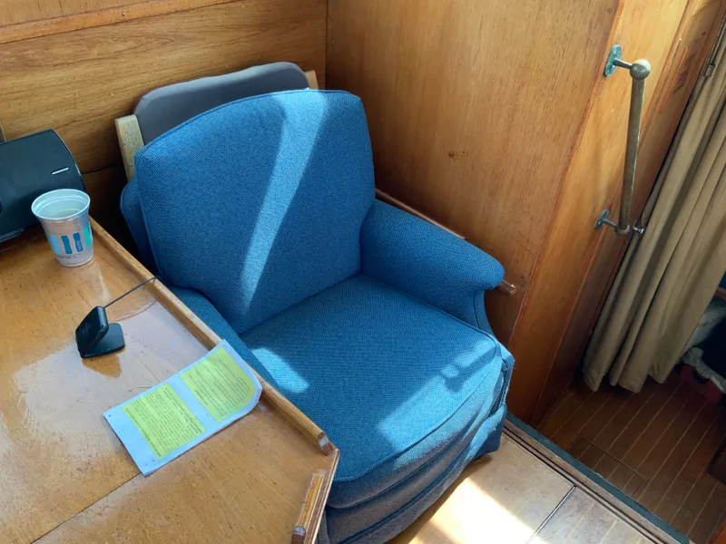 Slide: The Image of Cape Dory 28 Fly 1987 - 40