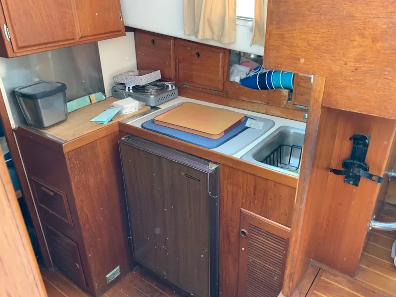 Slide: The Image of Cape Dory 28 Fly 1987 - 45