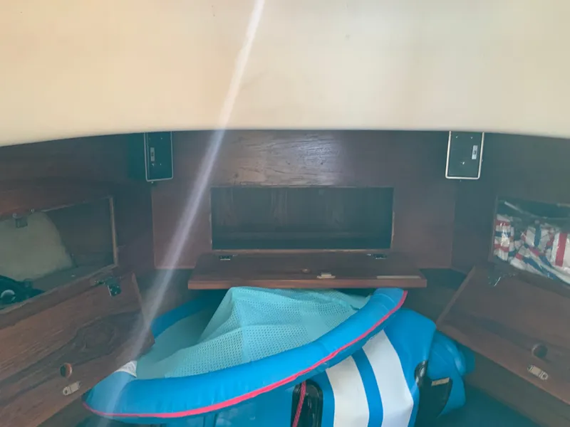 Slide: The Image of Cape Dory 28 Fly 1987 - 60