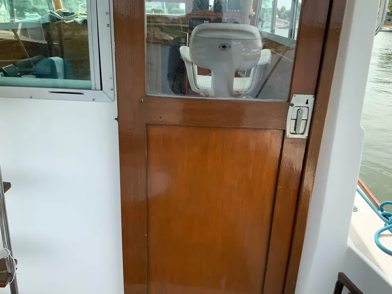 Slide: The Image of Cape Dory 28 Fly 1987 - 7