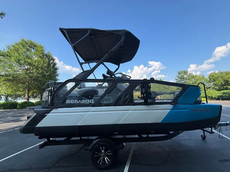 The Image of Sea-Doo Switch Sport 18 2022 - 0