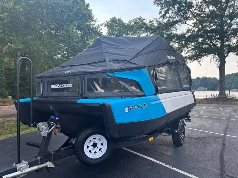 Slide: The Image of Sea-Doo Switch Sport 18 2022 - 10