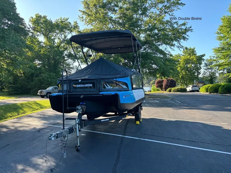 Slide: The Image of Sea-Doo Switch Sport 18 2022 - 12