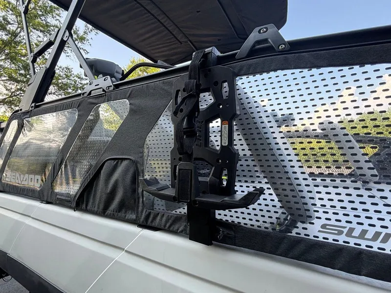 Slide: The Image of Sea-Doo Switch Sport 18 2022 - 28