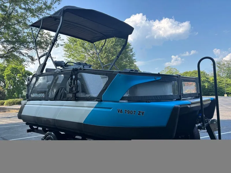 Slide: The Image of Sea-Doo Switch Sport 18 2022 - 5