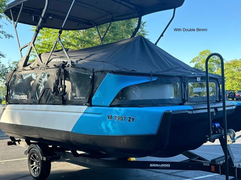 Slide: The Image of Sea-Doo Switch Sport 18 2022 - 9