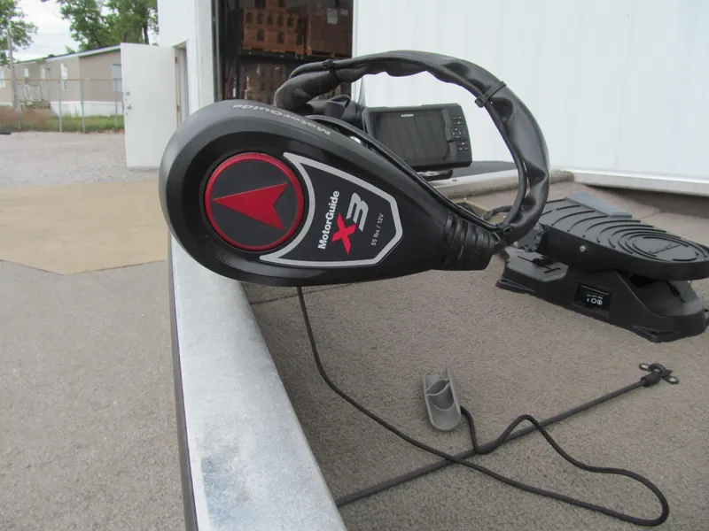Slide: The Image of MotorGuide X3 trolling motor on 1999 Tracker PRO TEAM 175 SE boat. - 12