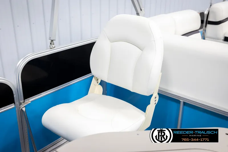 Slide: The Image of White seat on 2020 Trifecta 20 RFC CS boat, blue and black interior, Reeder-Trausch Marine logo. - 28
