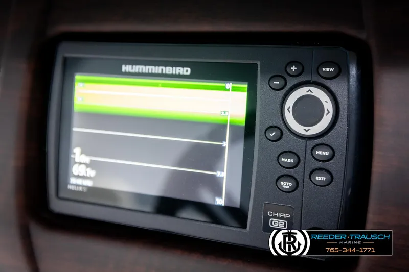 Slide: The Image of Fishfinder display on 2020 Trifecta 20 RFC CS boat dashboard. - 37