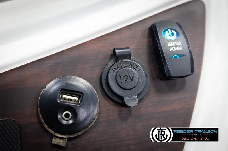 Slide: The Image of Control panel of 2020 Trifecta 20 RFC CS with USB, 12V, and master power switch. - 40