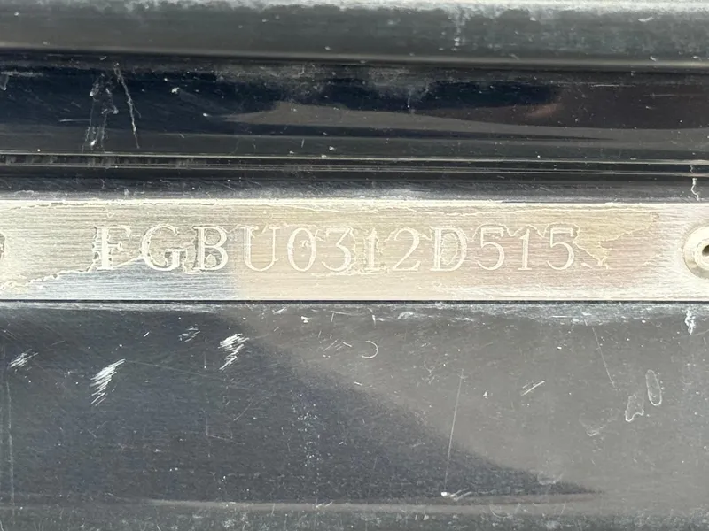 Slide: The Image of Hull identification number on a 2015 Chaparral Vortex 203 VRX boat. - 37