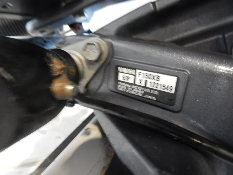 Slide: The Image of Close-up of Yamaha F150XB engine label on 2019 Robalo R202 Explorer. - 5