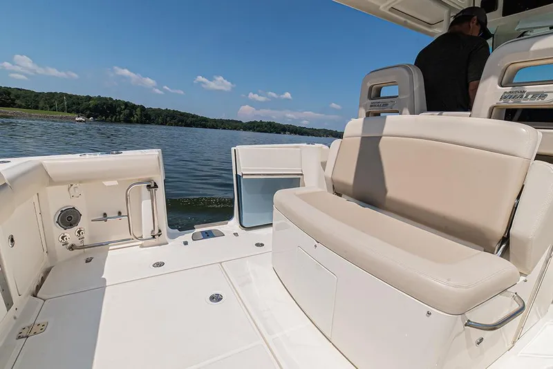 Slide: The Image of Fwd cockpit seat - 14