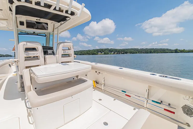 Slide: The Image of Stbd cockpit - 17