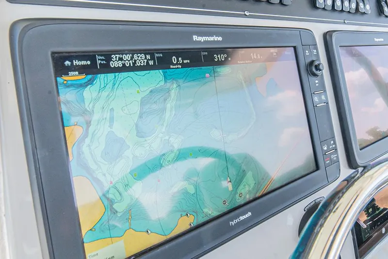 Slide: The Image of Raymarine Hybridtouch screens - 23