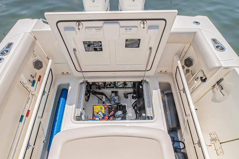 Slide: The Image of Engine hatch - 34