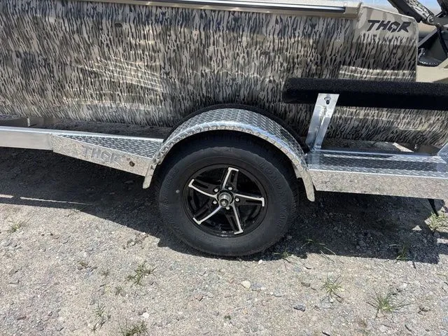 Slide: The Image of Thor 1754 Timber Hamer Deluxe - Mossy Oak Bottomla 2026 - 12