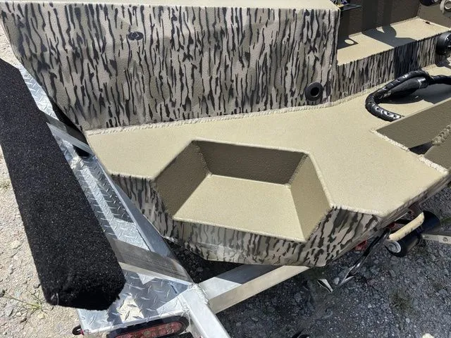 Slide: The Image of Thor 1754 Timber Hamer Deluxe - Mossy Oak Bottomla 2026 - 20