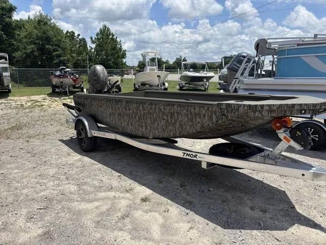 Slide: The Image of Thor 1754 Timber Hamer Deluxe - Mossy Oak Bottomla 2026 - 5