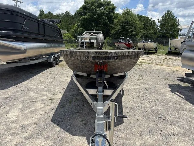 Slide: The Image of Thor 1754 Timber Hamer Deluxe - Mossy Oak Bottomla 2026 - 6