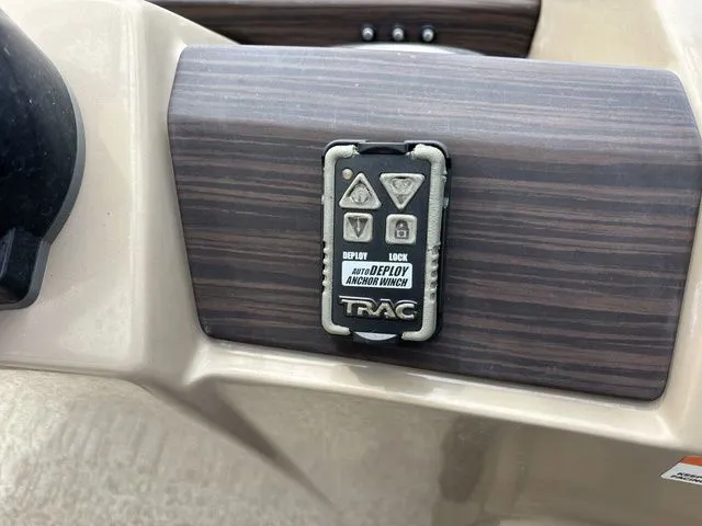 Slide: The Image of Bennington 22 SSX 2020 - 23