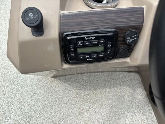 Slide: The Image of Bennington 22 SSX 2020 - 24