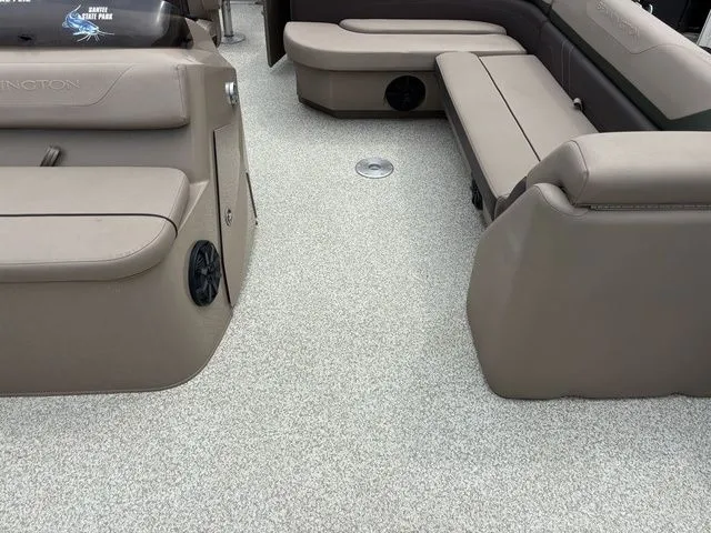 Slide: The Image of Bennington 22 SSX 2020 - 27