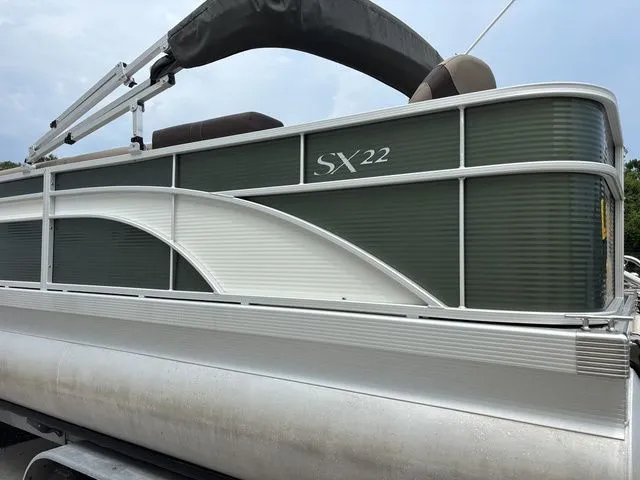 Slide: The Image of Bennington 22 SSX 2020 - 3