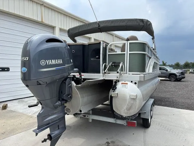 Slide: The Image of Bennington 22 SSX 2020 - 5