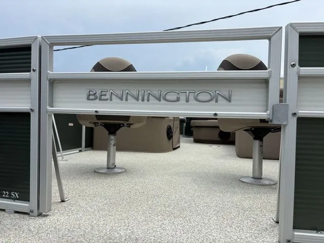 Slide: The Image of Bennington 22 SSX 2020 - 9