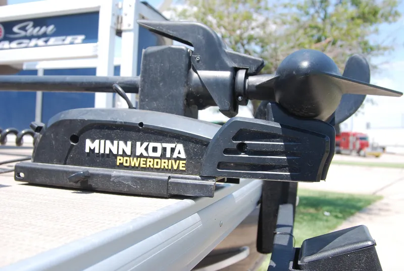 Slide: The Image of Minn Kota PowerDrive motor on 2022 Sun Tracker Bass Buggy 16 XL boat. - 5