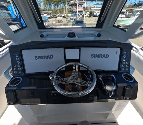 Slide: The Image of Robalo R300 Center Console In Stock 2026 - 38