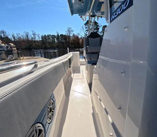 Slide: The Image of Robalo R300 Center Console In Stock 2026 - 43