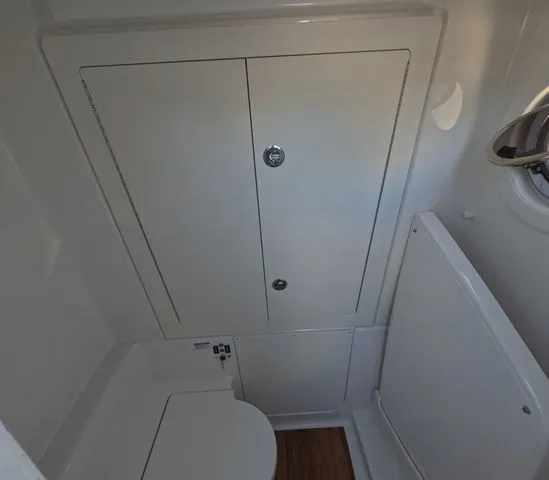 Slide: The Image of Robalo R300 Center Console In Stock 2026 - 57