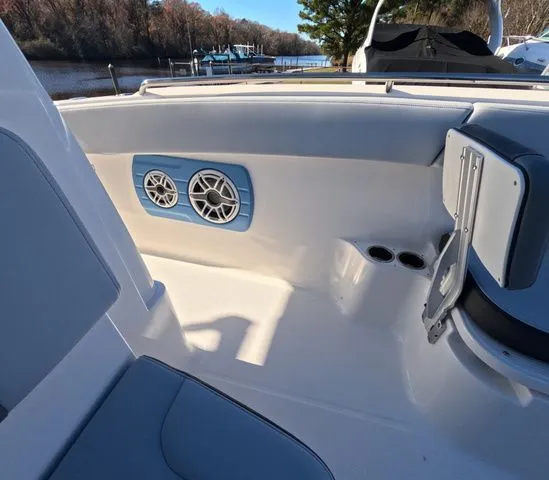 Slide: The Image of Robalo R300 Center Console In Stock 2026 - 63