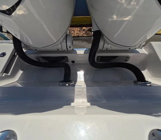 Slide: The Image of Robalo R300 Center Console In Stock 2026 - 67