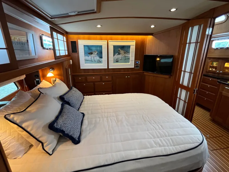 Slide: The Image of 2018 Sabre 48 "Legasea" Master Stateroom - 40