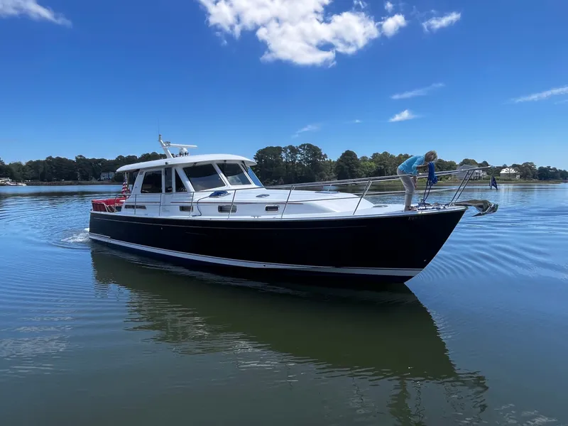 Slide: The Image of 2018 Sabre 48 "Legasea" - 6