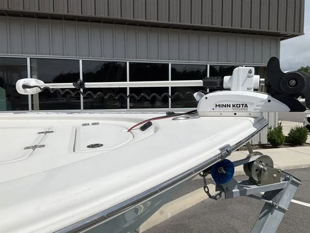 Slide: The Image of Sea Pro 208 DLX 2023 - 19