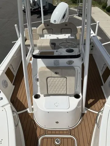 Slide: The Image of Sea Pro 208 DLX 2023 - 21