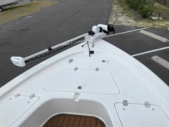 Slide: The Image of Sea Pro 208 DLX 2023 - 7