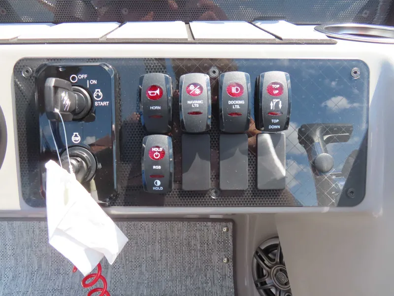 Slide: The Image of Premier 230 Sunsation RF (PTX 28) 2026 - 16