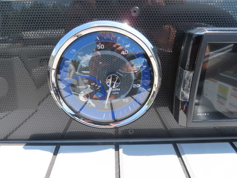 Slide: The Image of Premier 230 Sunsation RF (PTX 28) 2026 - 19