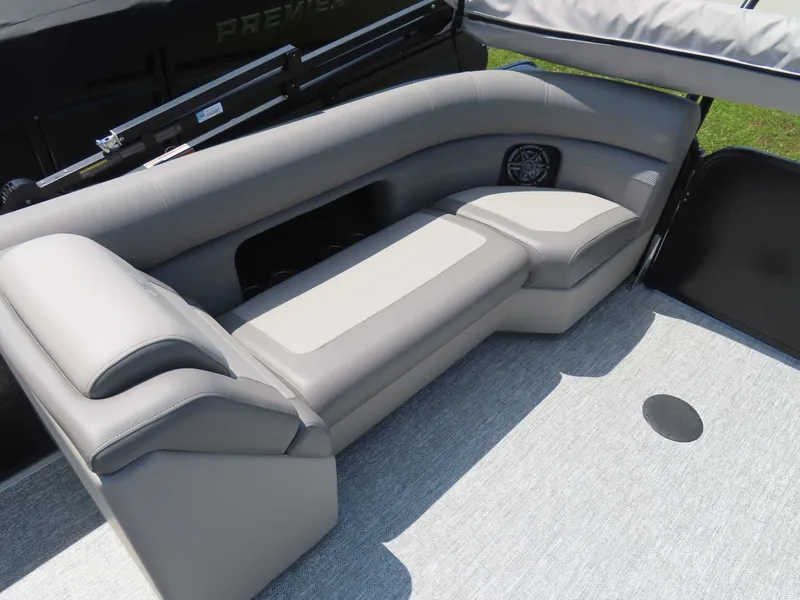 Slide: The Image of Premier 230 Sunsation RF (PTX 28) 2026 - 23