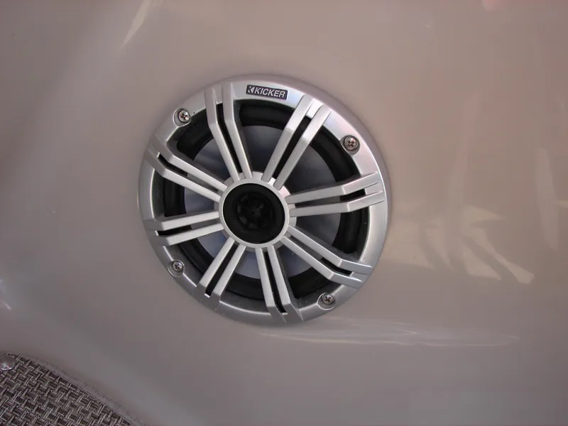 Slide: The Image of Kicker speaker on 2019 Bennington Q 25 QSBIO boat interior. - 31