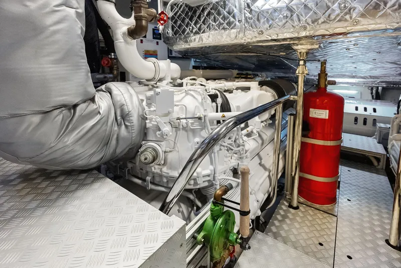 Slide: The Image of Riva 88' Folgore 2021 - 72