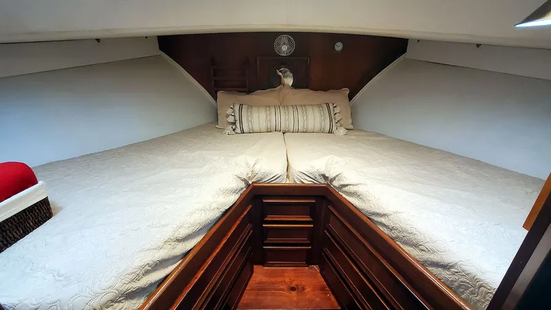 Slide: The Image of Guest Stateroom Forward - 17